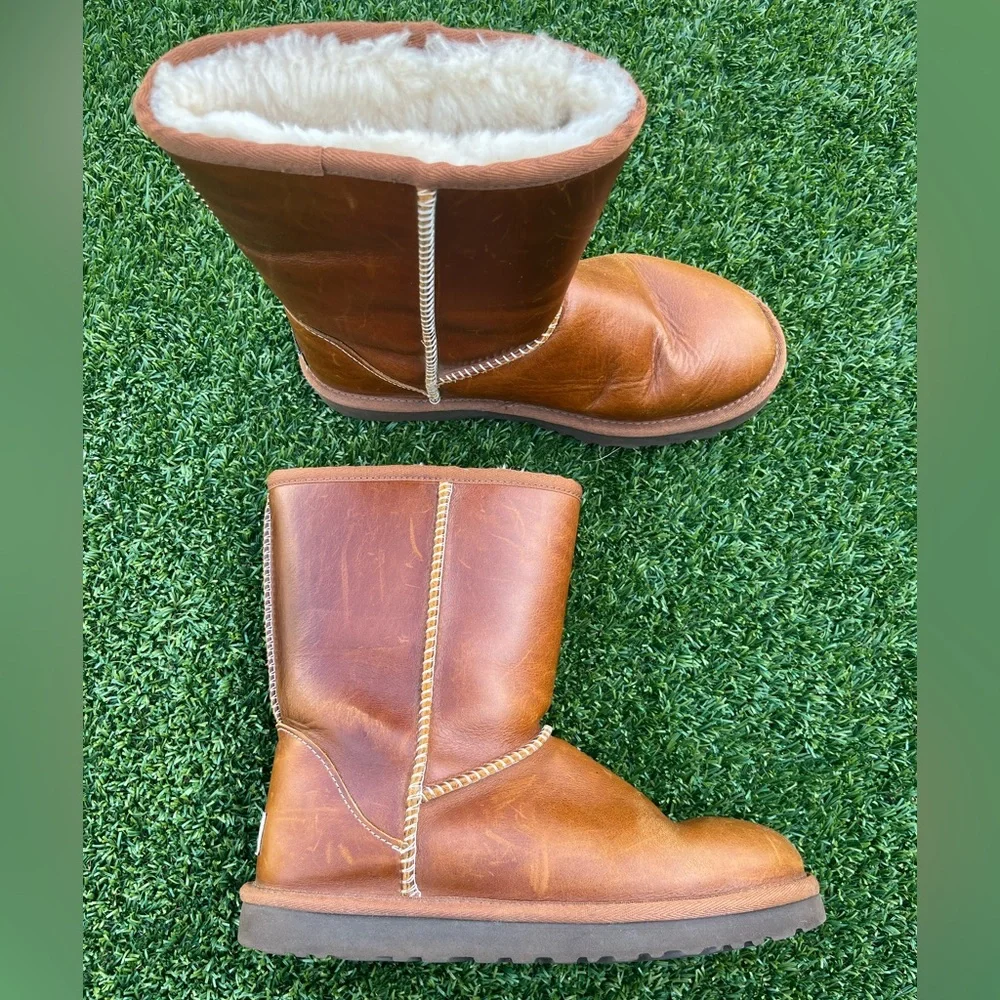 UGG Classic Short Calf Leather Boot Size 7 - Picture 3 of 10